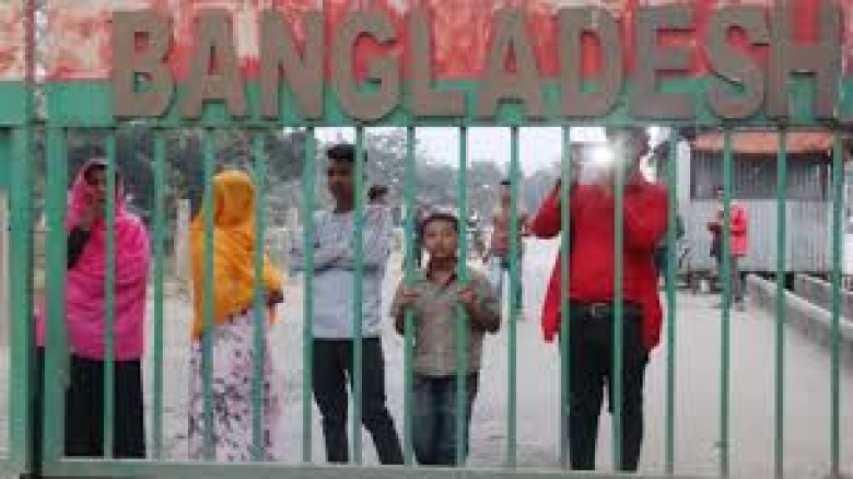 ভারত থেকে ঠেলে পাঠানোর সংখ্যা ছাড়াল ২ হাজার...