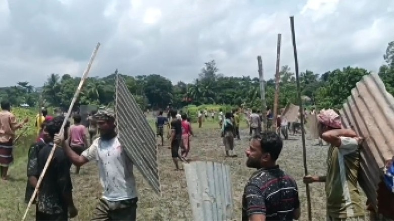 কিশোরগঞ্জে কাদা ছিটকে সংঘর্ষ, আহত ৩০...