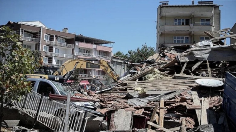 তুরস্কে ৬.১ মাত্রার ভূমিকম্পে নিহত ১, আহত ২৯...