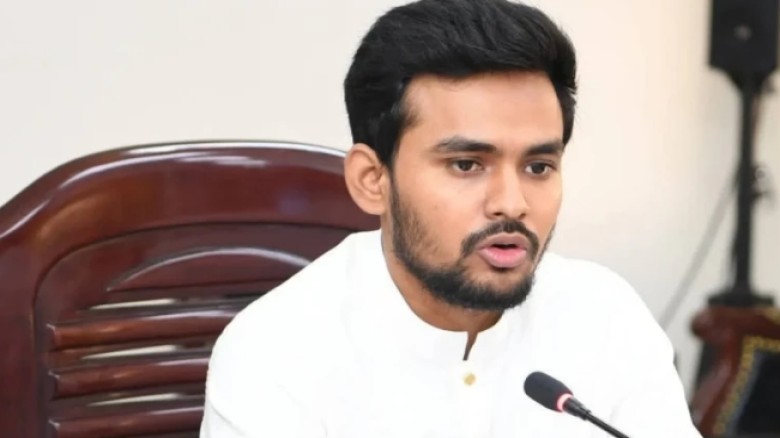 নির্বাচনকালীন সরকার ছাড়ছেন আসিফ মাহমুদ, রাজনীতিতে ...