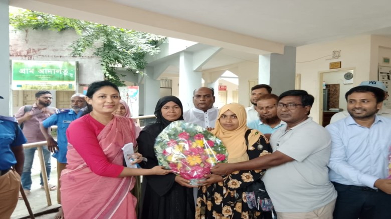 সিরাজগঞ্জে অতিরিক্ত বিভাগীয় কমিশনারের পরিদর্শন...