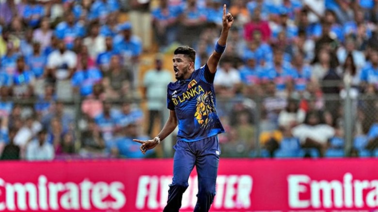 শেষ ওভারে মাদুশঙ্কার হ্যাটট্রিক, শ্রীলঙ্কার নাটকীয়...