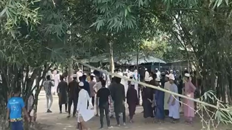 রাজশাহীতে খানকাহ শরীরফে হামলা ও ভাংচুরের অভিযোগ...