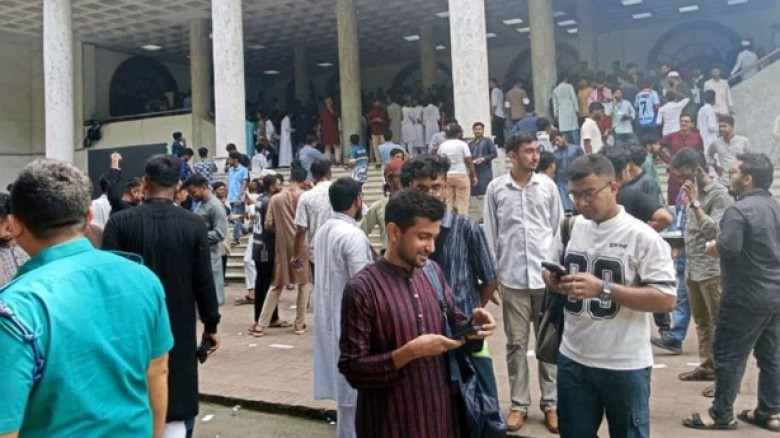 ডাকসু ভোটে ছাত্রশিবির ও ছাত্রদলের বিরুদ্ধে পাল্টাপ...