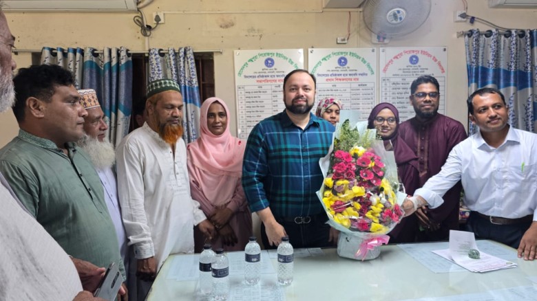 হোসেনপুর শম্ভুপুরা পিরোজপুর ইউনিয়ন উচ্চ বিদ্যালয়ে...