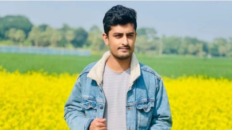 “পৌর বাজারে চায়নিজ কুড়াল হামলায় নিহত রাকিব, থানা...