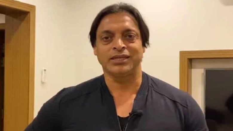“এশিয়া কাপের শেষে তোলপাড়: ভারত-পাকিস্তান হ্যান্ডশে...