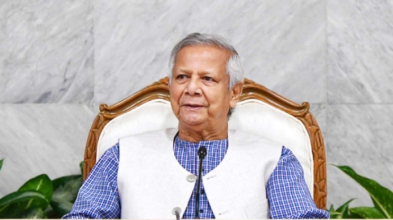 ঢাকেশ্বরী মন্দিরে প্রধান উপদেষ্টা ড. মুহাম্মদ ইউনূ...