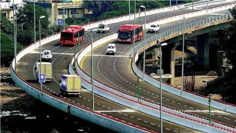 সড়ক বিলুপ্ত করে হচ্ছে উড়াল সড়ক...