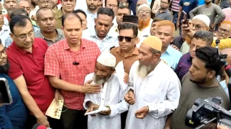 আগুনে ক্ষতিগ্রস্ত তিন পরিবারের পাশে তারেক রহমান...