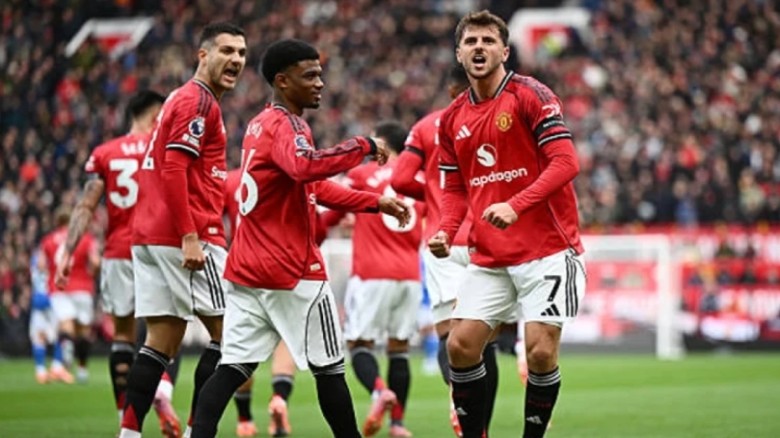 ম্যানচেস্টার ইউনাইটেড ২-০ গোলে সান্ডারল্যান্ডকে হা...