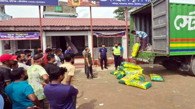 শায়েস্তাগঞ্জে ভারত থেকে আসা ৬ লাখ টাকার জিরা জব্দ,...