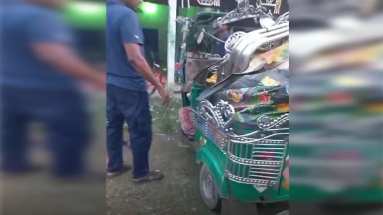 বেগমগঞ্জে পিকআপ ভ্যানের চাপায় নারী নিহত, আহত ৩...