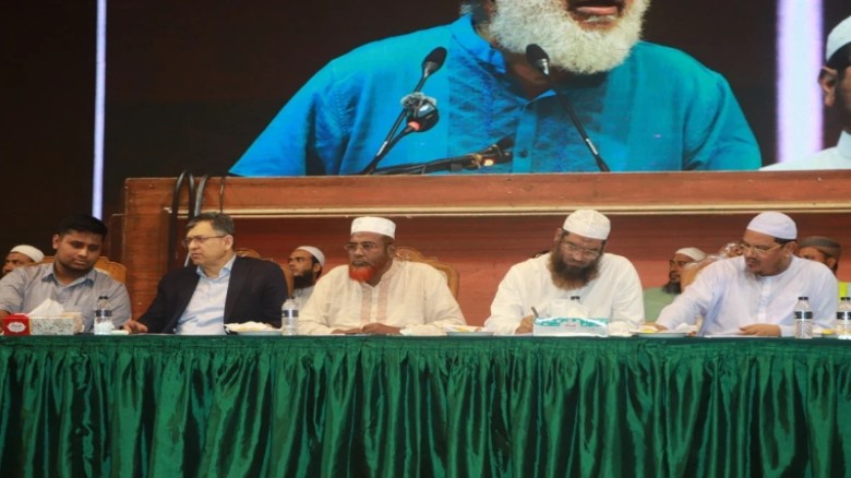 প্রাথমিক বিদ্যালয়ে ধর্মীয় শিক্ষক নিয়োগ ও 'ধর্মবিরো...