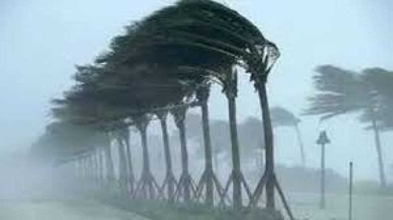 দুপুরের মধ্যে তিন অঞ্চলে ৬০ কিমি বেগে ঝড়ের আশঙ্কা