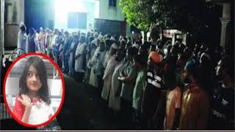 মুন্সীগঞ্জে দাদা-দাদির কবরের পাশে শিশু রামিসার দাফন